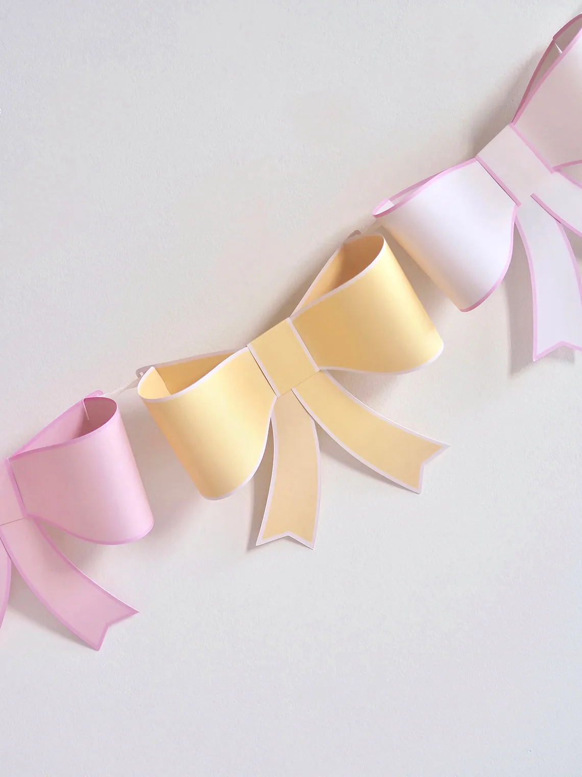 3D Paper Bow Garland