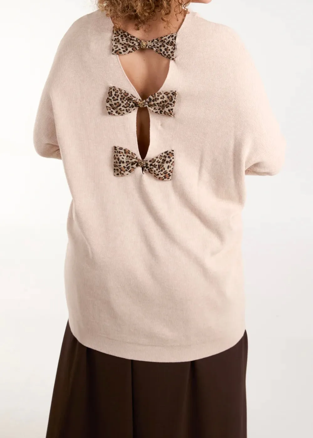 Animal Print Triple Bow Back V-Neck Fine Knit Jumper (2 Colours)