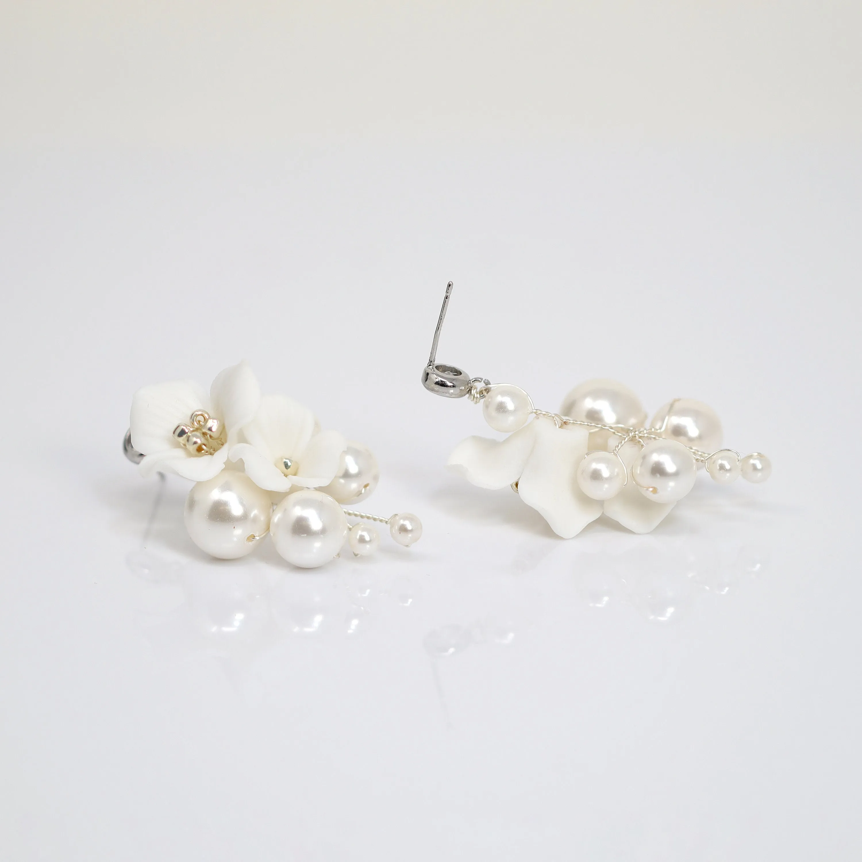 Pearl Dusted White Orchid Blossom Earring , Bridal Ceramic Rose Earring, Bridal Hair Accessories, Wedding Earring.